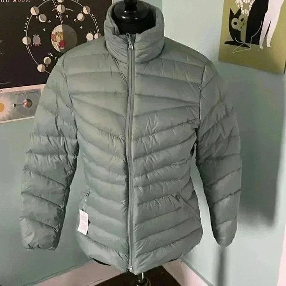 Lands End packable lightweight puffer jacket hyper dry water resistant down M - Picture 1 of 10
